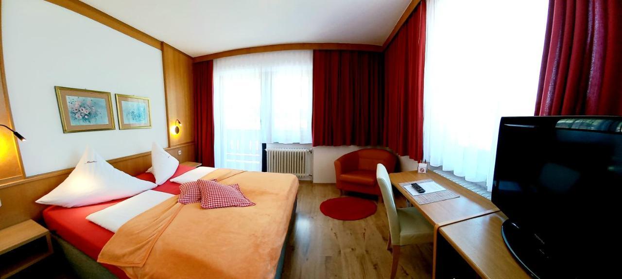 Apart-Pension Oberreiter Fusch an der Grossglocknerstrasse エクステリア 写真