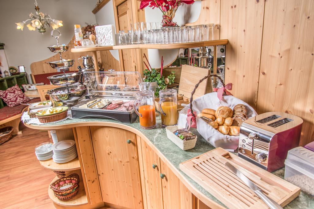 Apart-Pension Oberreiter Fusch an der Grossglocknerstrasse エクステリア 写真